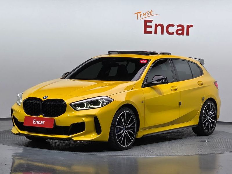 2022 BMW 1 Series M135i xDrive Prism photo 1