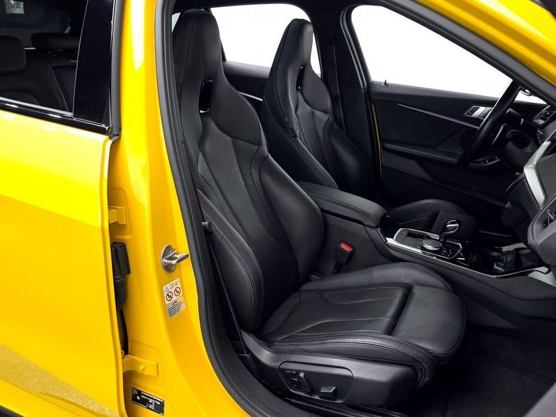 2022 BMW 1 Series M135i xDrive Prism photo 26