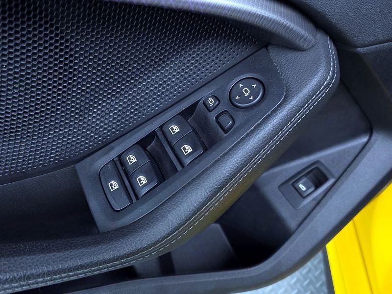 2022 BMW 1 Series M135i xDrive Prism photo 30