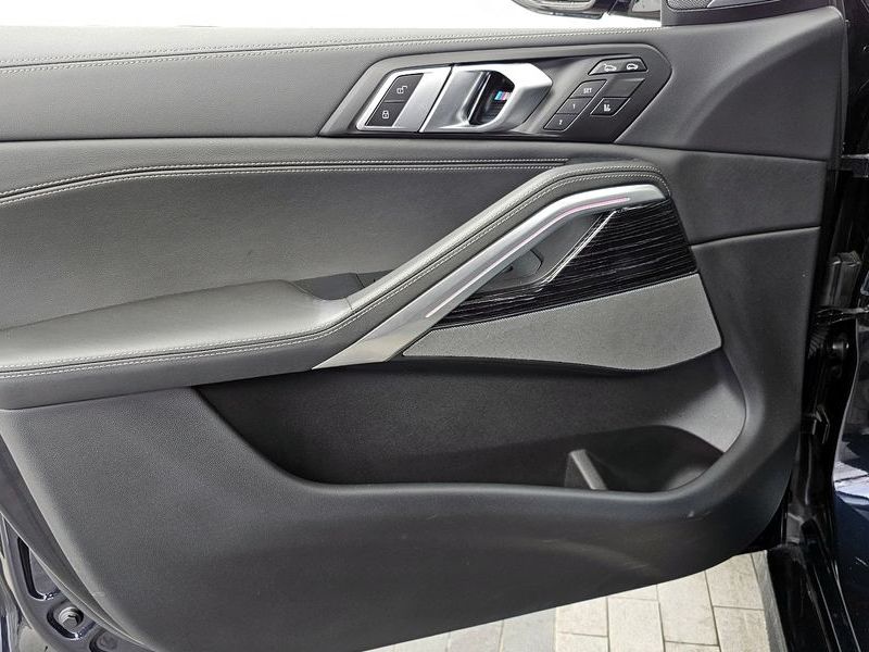 2025 BMW X6 xDrive30d M Sport photo 24