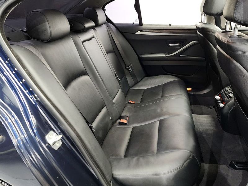 2015 BMW 5 Series 528i xDrive photo 12