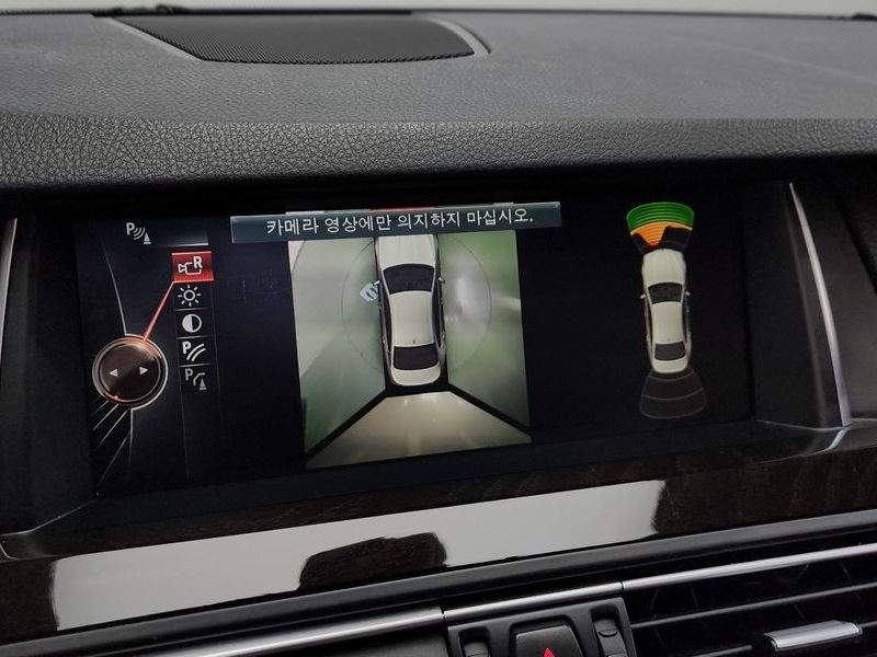 2015 BMW 5 Series 528i xDrive photo 15