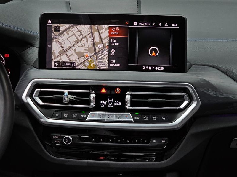 2022 BMW X3 M Sports photo 14