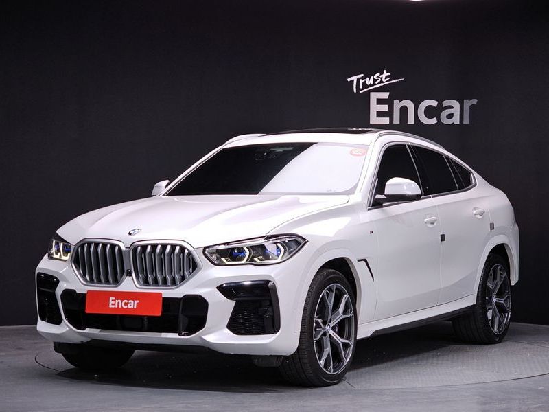 2022 BMW X6 xDrive40i M Sport photo 1