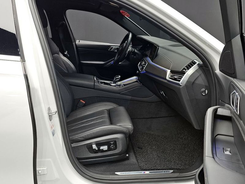 2022 BMW X6 xDrive40i M Sport photo 11