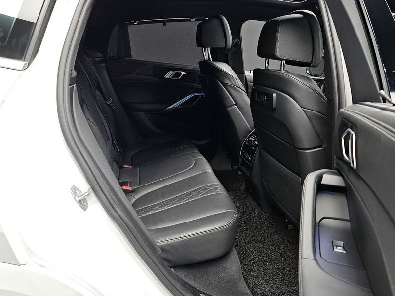 2022 BMW X6 xDrive40i M Sport photo 12