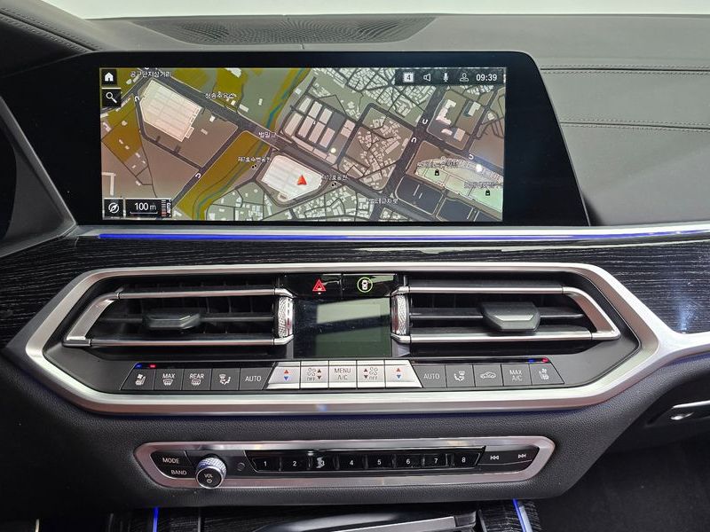 2021 BMW X7 xDrive 40i M Sport 6STR photo 14