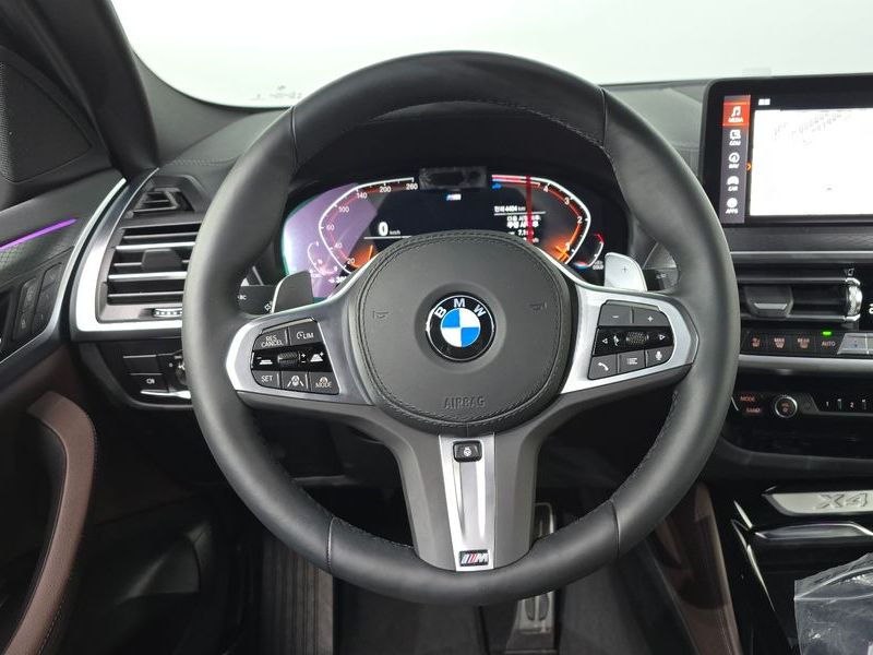 2025 BMW X4 xDrive20d M Sport photo 13