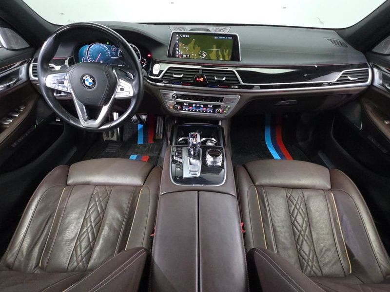 2018 BMW 7 Series 730Ld xDrive M Sport photo 7