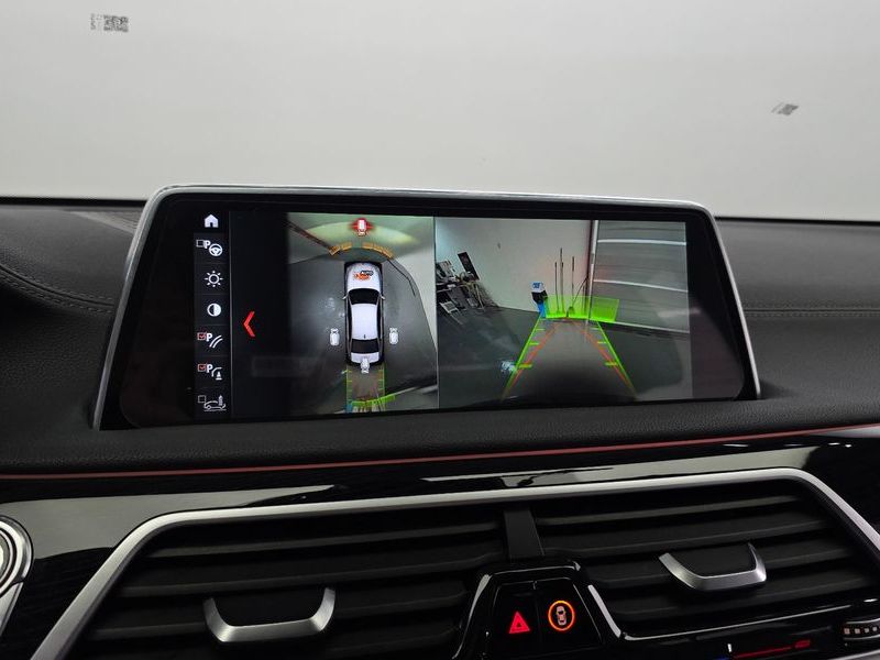 2018 BMW 7 Series 730Ld xDrive M Sport photo 15