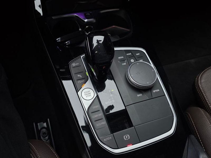 2021 BMW 1 Series 118d M Sport photo 9