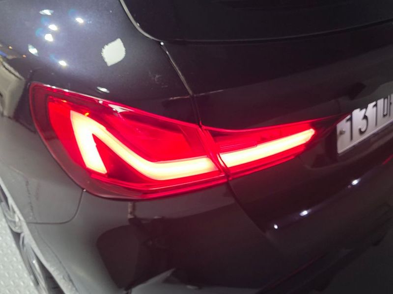 2021 BMW 1 Series 118d M Sport photo 23