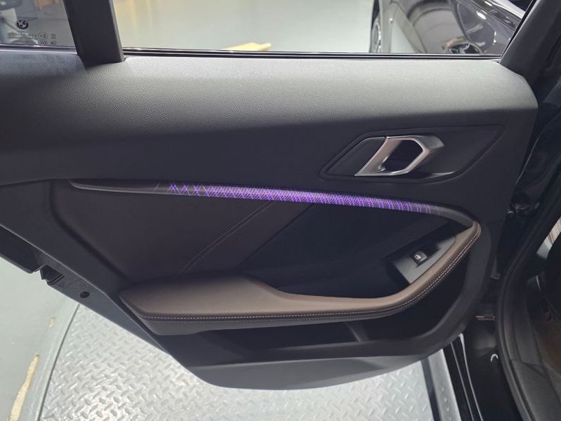 2021 BMW 1 Series 118d M Sport photo 25
