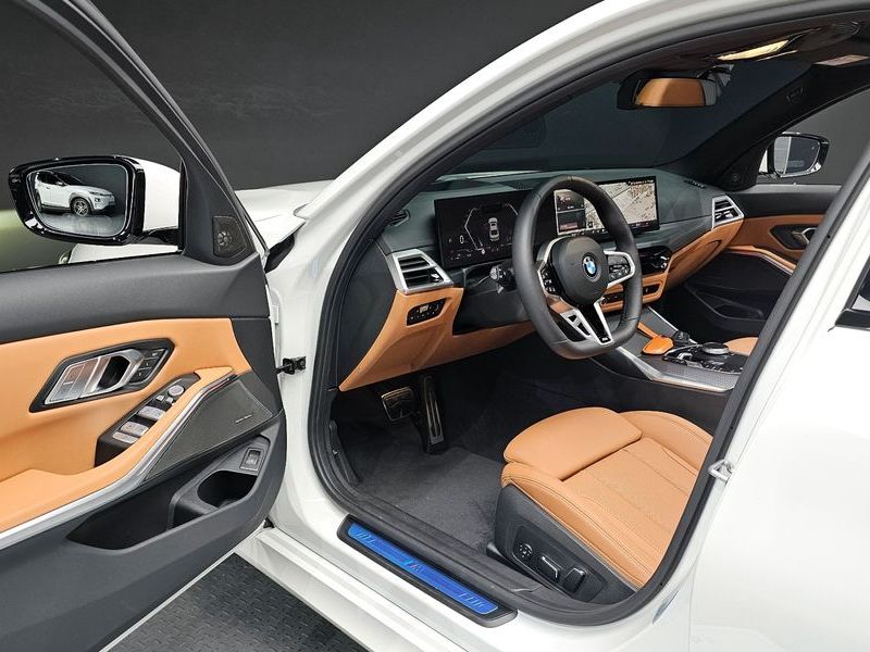 2025 BMW 3 Series 320i M Sport photo 10