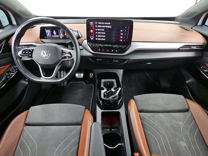 2023 Volkswagen ID.4 Pro photo 7
