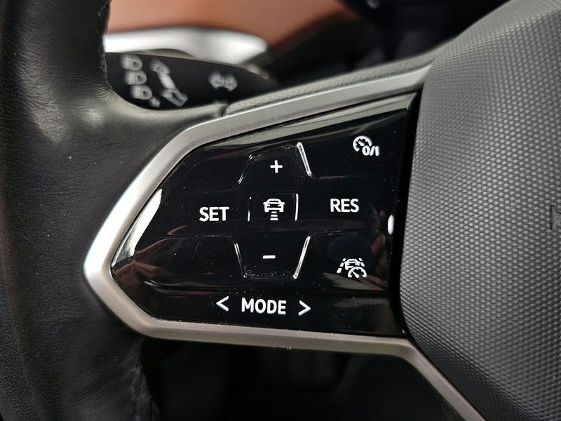 2023 Volkswagen ID.4 Pro photo 19