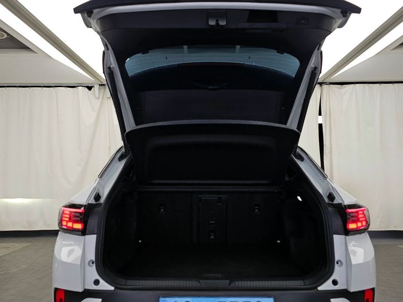 2023 Volkswagen ID.4 Pro photo 20