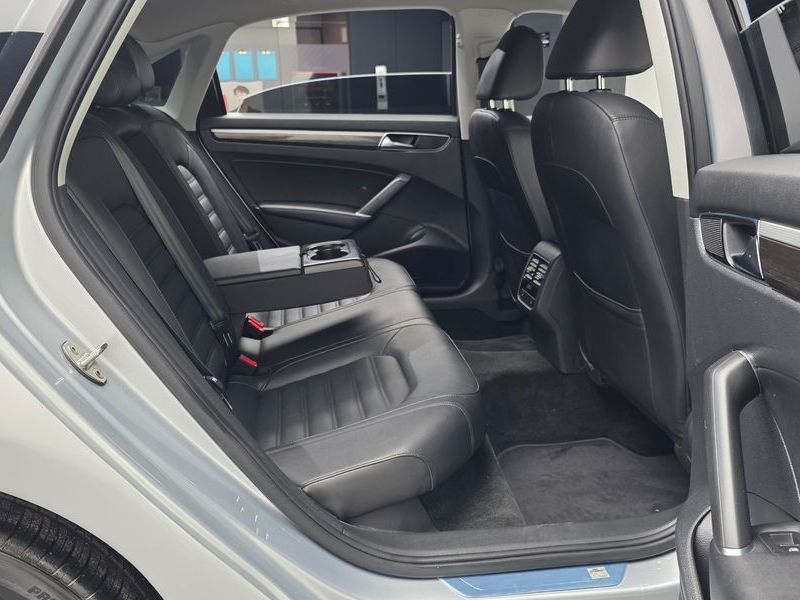 2018 Volkswagen Passat 2.0 TSI B7 photo 12