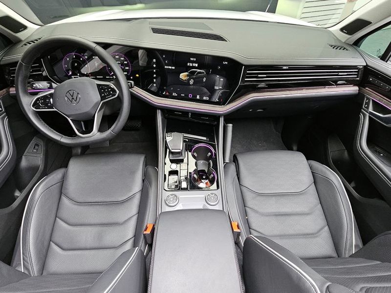2024 Volkswagen Touareg 3.0 TDI Prestige photo 7