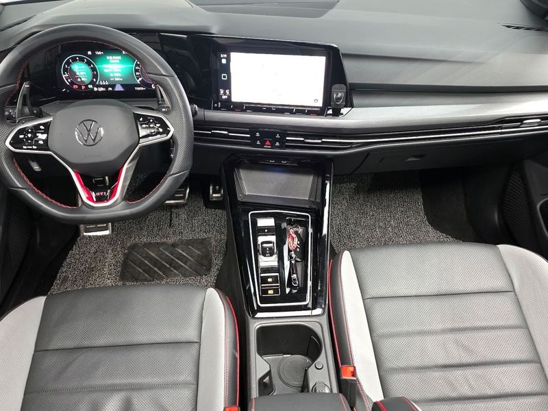 2023 Volkswagen Golf 2.0 GTI photo 7