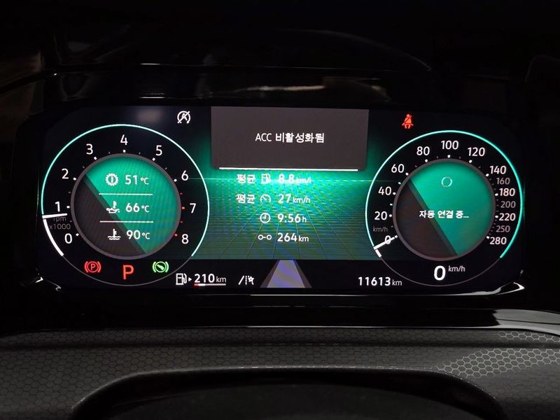 2023 Volkswagen Golf 2.0 GTI photo 8
