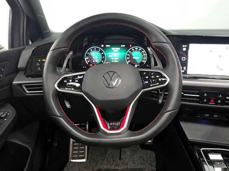 2023 Volkswagen Golf 2.0 GTI photo 13
