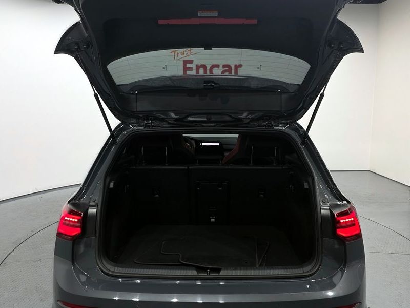 2023 Volkswagen Golf 2.0 GTI photo 20