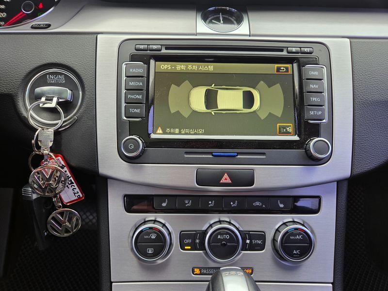 2015 Volkswagen New CC 2.0 TSI photo 11