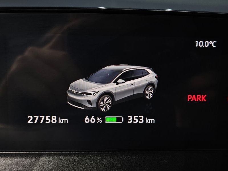 2025 Volkswagen ID.4 Pro photo 8