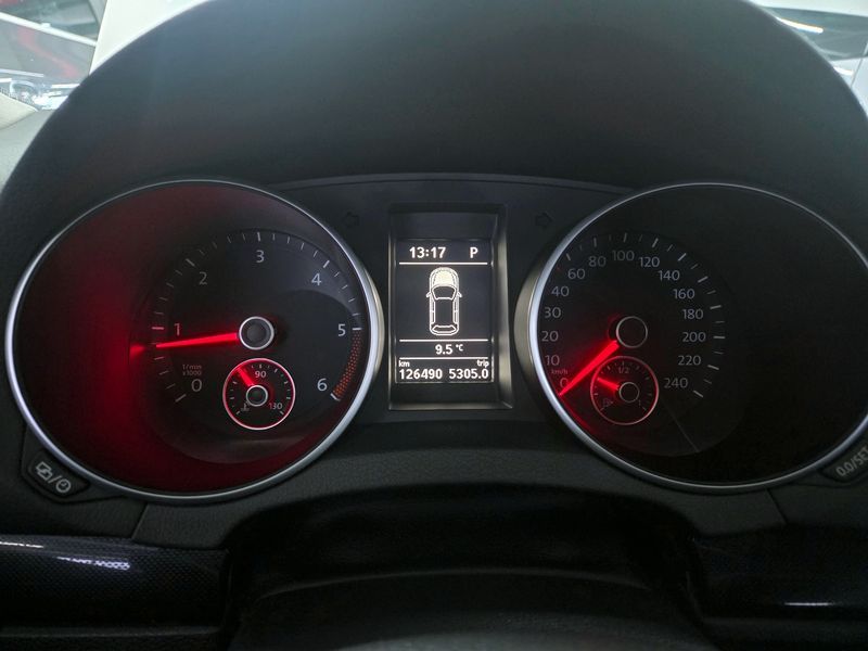 2013 Volkswagen Golf 2.0 TDI StyleEdition photo 8