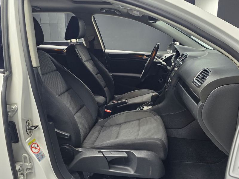 2013 Volkswagen Golf 2.0 TDI StyleEdition photo 10