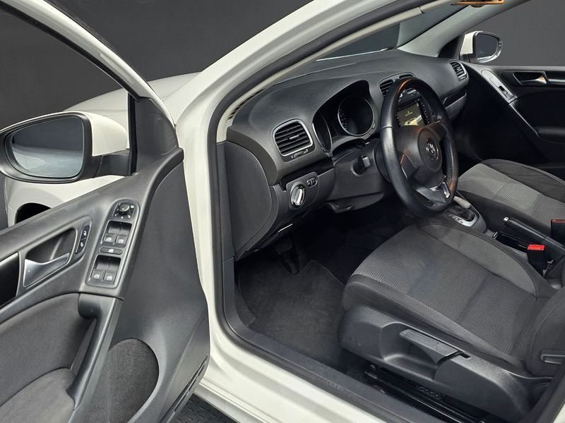 2013 Volkswagen Golf 2.0 TDI StyleEdition photo 11