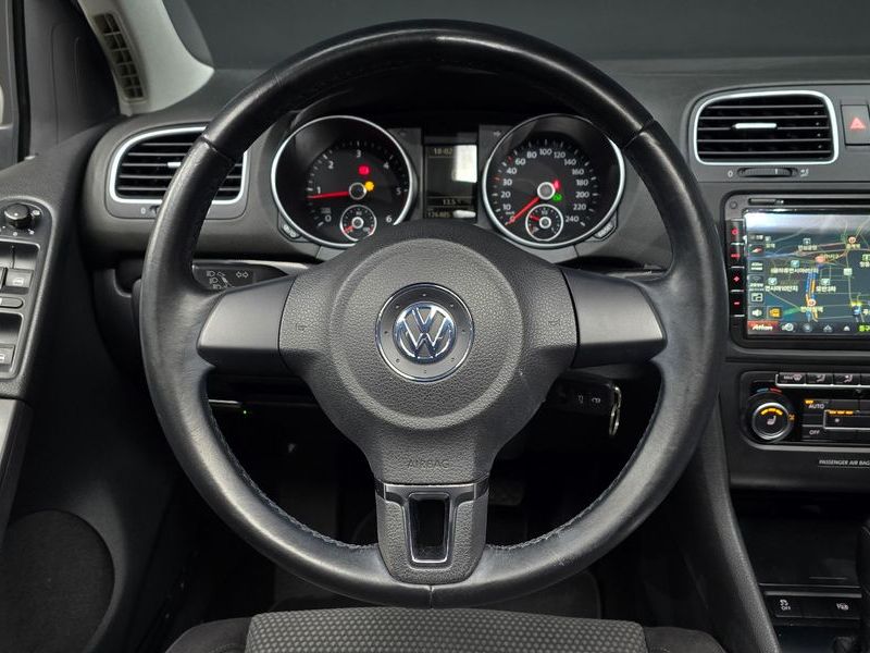 2013 Volkswagen Golf 2.0 TDI StyleEdition photo 13