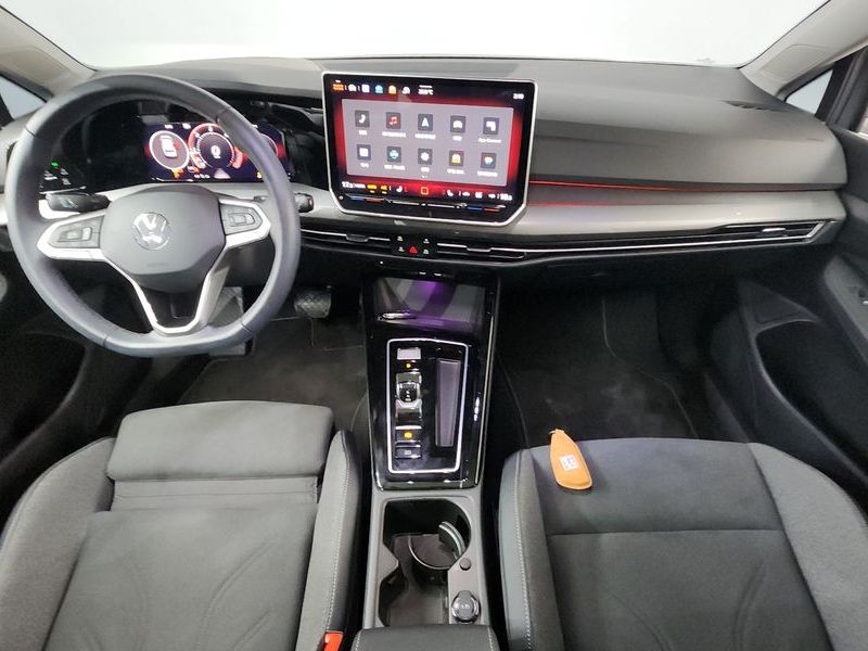 2025 Volkswagen Golf 2.0 TDI Prestige photo 7