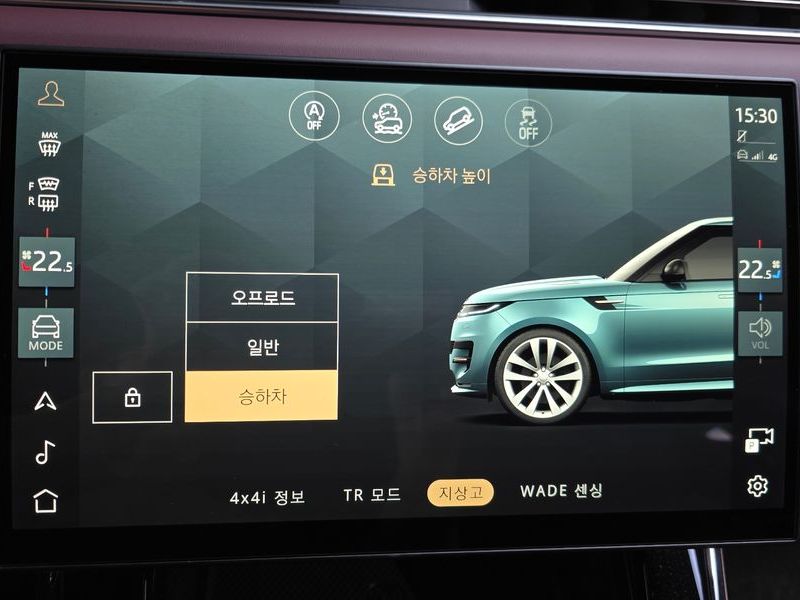 2025 Land Rover Range Rover Sport P400 AB photo 15