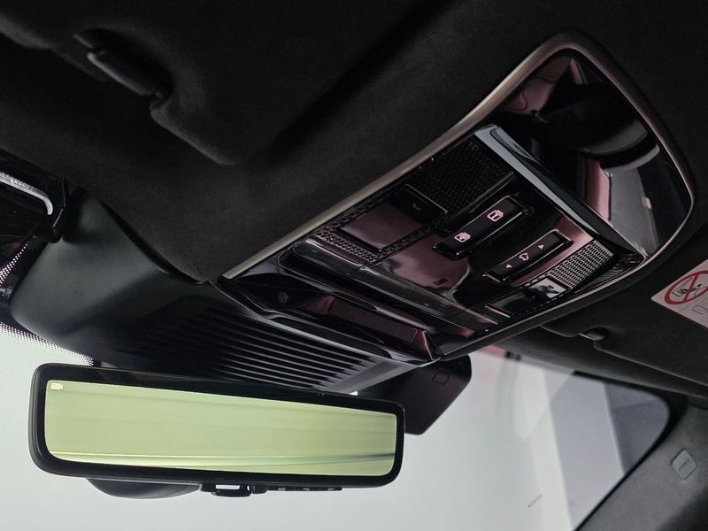 2025 Land Rover Range Rover Sport P400 AB photo 17