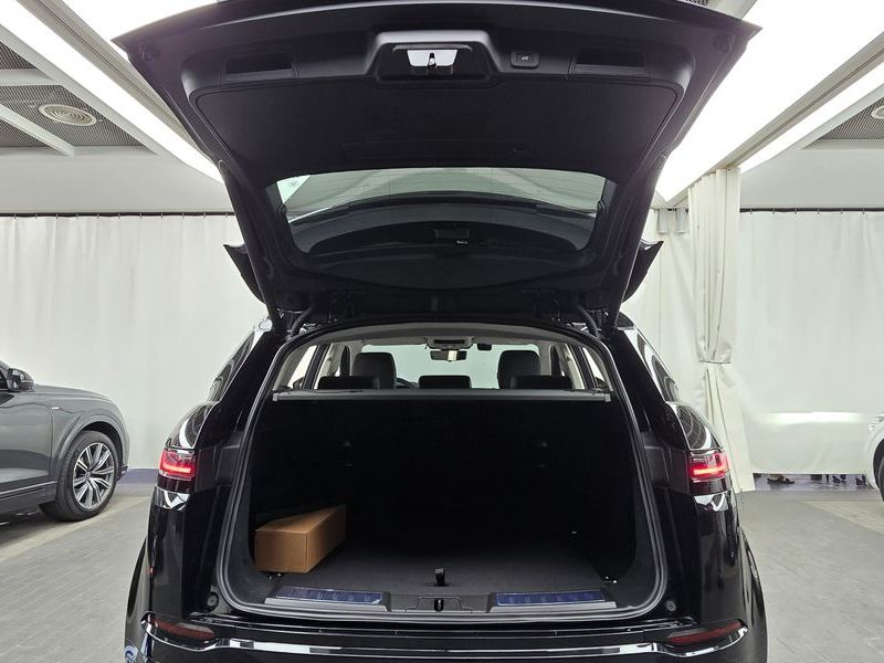 2025 Land Rover Range Rover Evoque P250 Dynamic SE photo 20