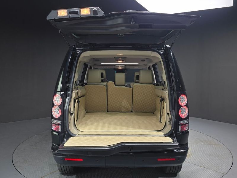 2016 Land Rover Discovery 3.0 SDV6 HSE photo 18