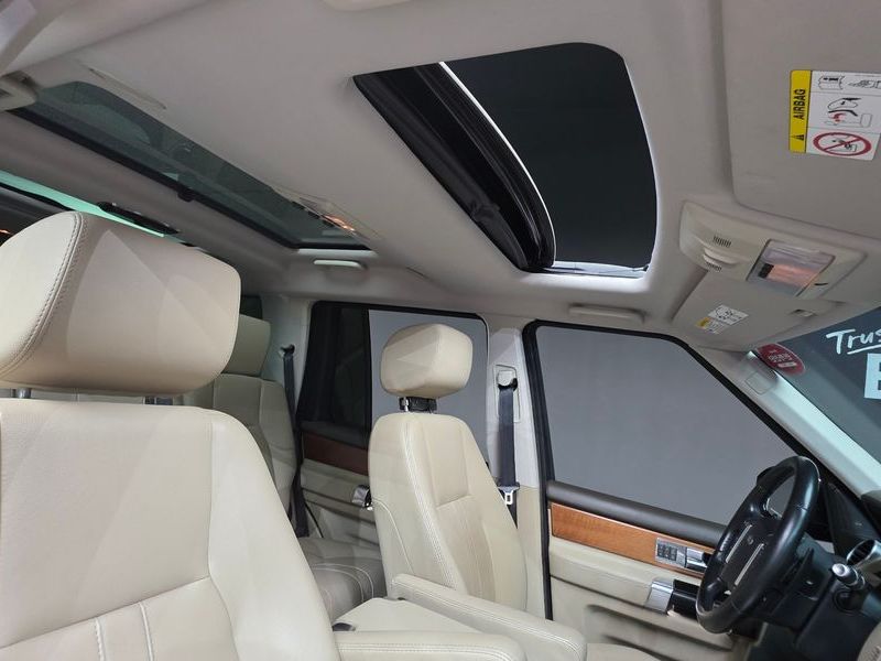 2016 Land Rover Discovery 3.0 SDV6 HSE photo 19