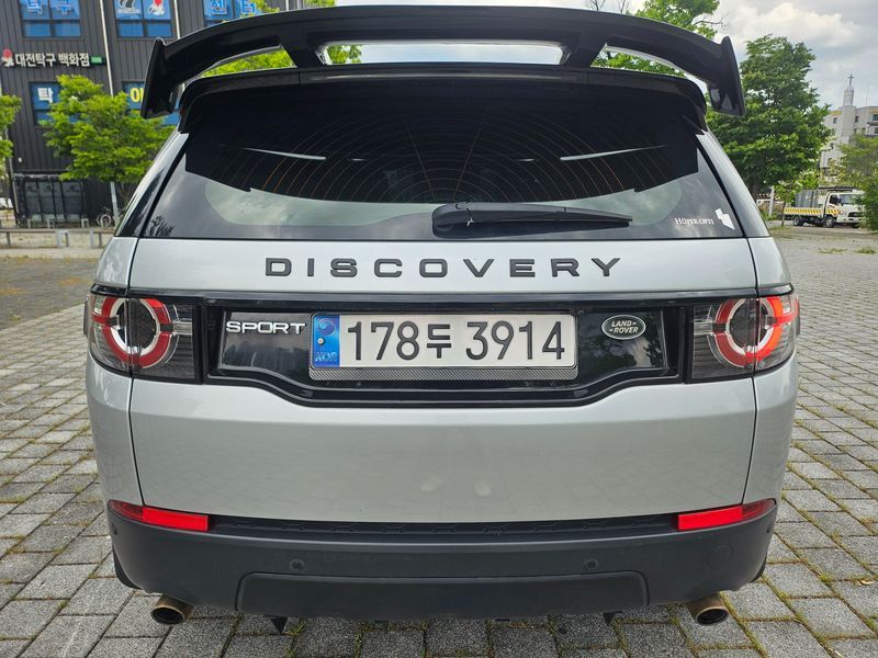 2016 Land Rover Discovery Sport 2.0 TD4 HSE Luxury photo 7