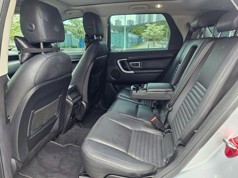 2016 Land Rover Discovery Sport 2.0 TD4 HSE Luxury photo 10