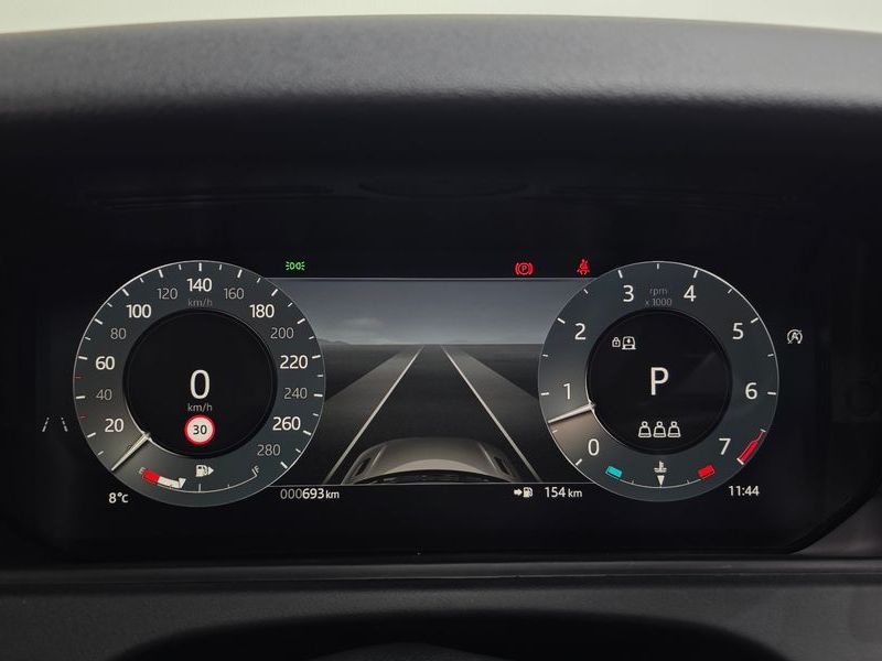 2025 Land Rover Range Rover Velar 3.0 P400 Dynamic HSE photo 12