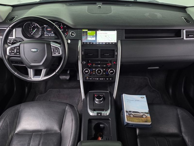 2017 Land Rover Discovery Sport 2.0 TD4 SE photo 7