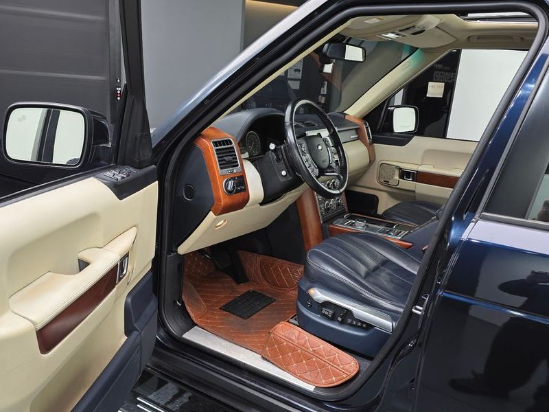 2012 Land Rover Range Rover 4.4 TDV8 Vogue photo 10