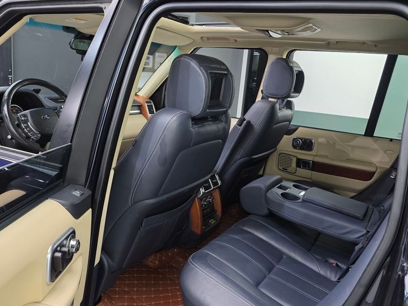 2012 Land Rover Range Rover 4.4 TDV8 Vogue photo 11