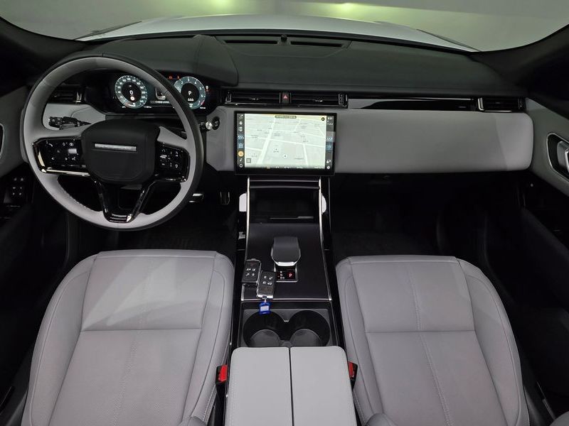 2026 Land Rover Range Rover Velar 2.0 P400E Dynamic SE photo 7