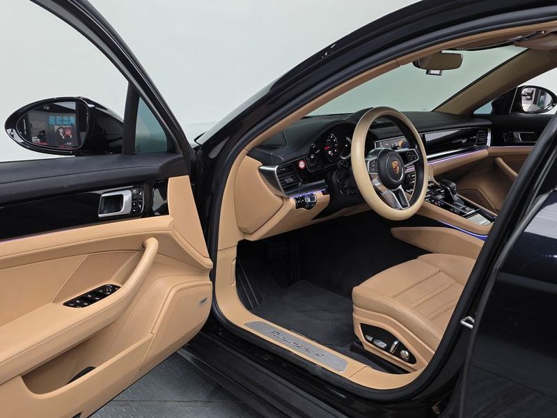 2018 Porsche Panamera 3.0 AWD photo 10