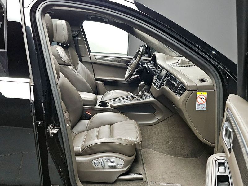 2015 Porsche Macan 3.6 Turbo 95B photo 10