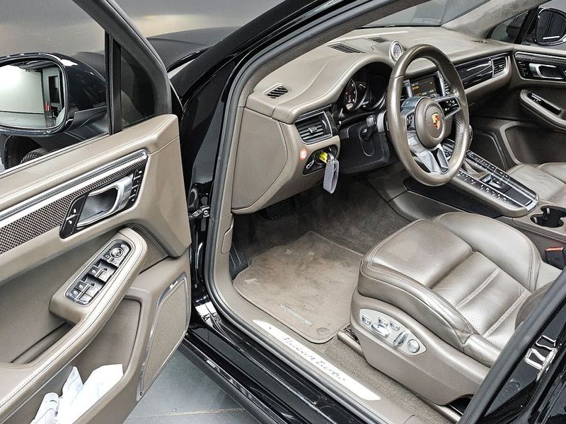 2015 Porsche Macan 3.6 Turbo 95B photo 12