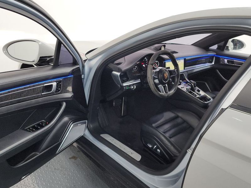 2017 Porsche Panamera 2.9 4S photo 10